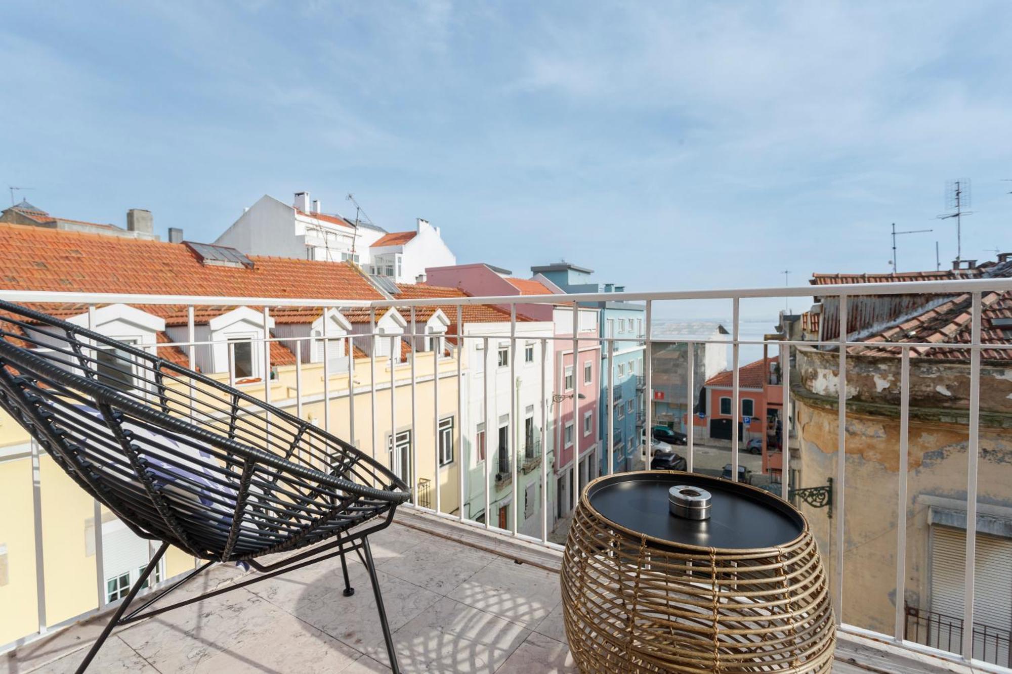 Cortes Apartment In Lisbon Historic Neighborhood Екстер'єр фото